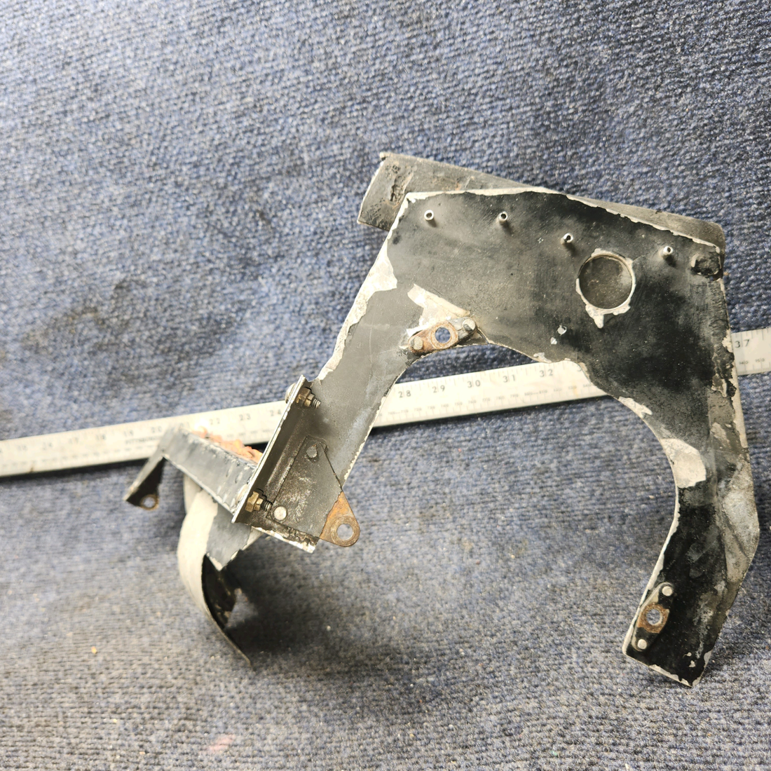 Used aircraft parts for sale, 2455044-1 Cessna 172RG FRONT LEFT BAFFLE ASSY