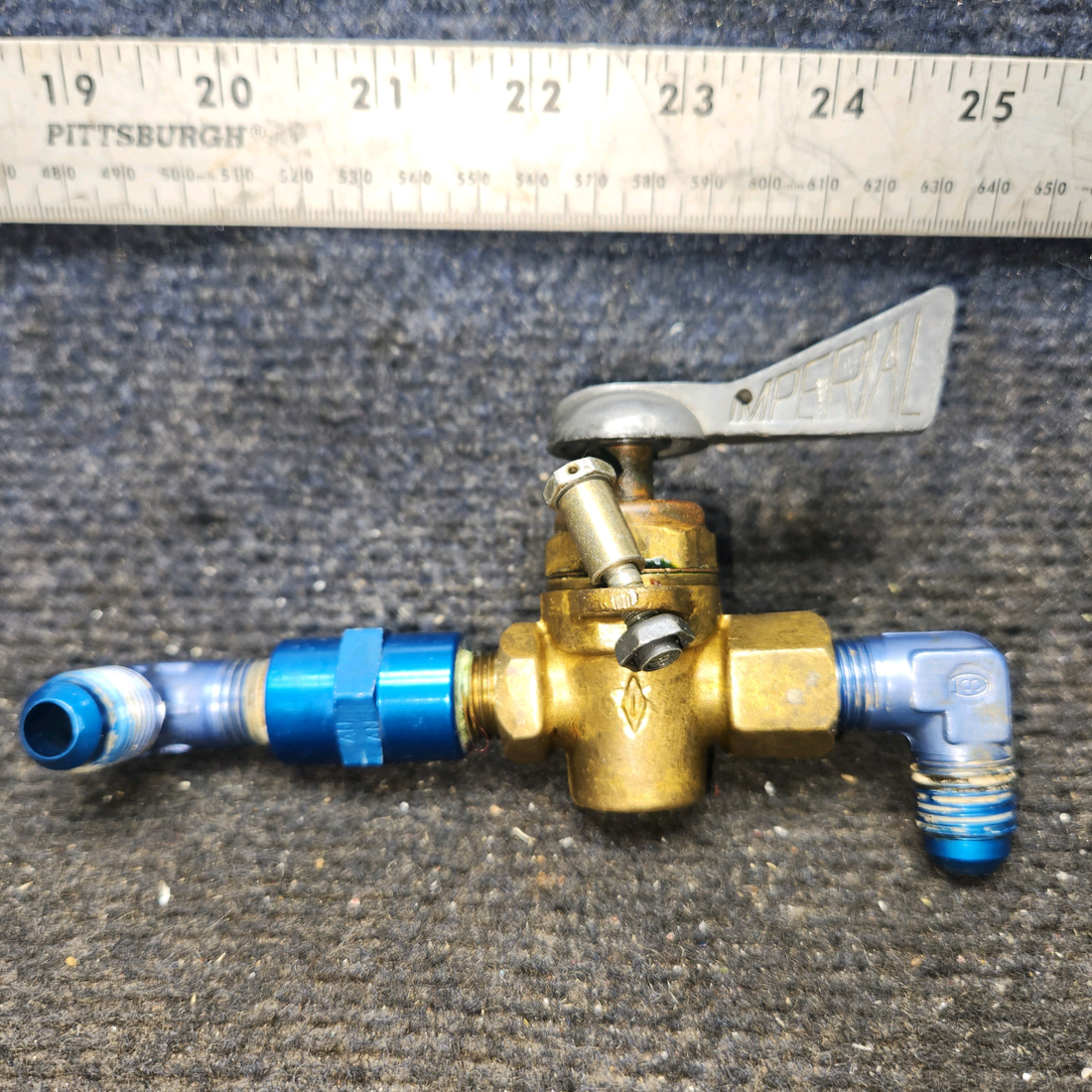 Used aircraft parts for sale, 0411803-5 cessna 150G Fuel Shutoff Valve