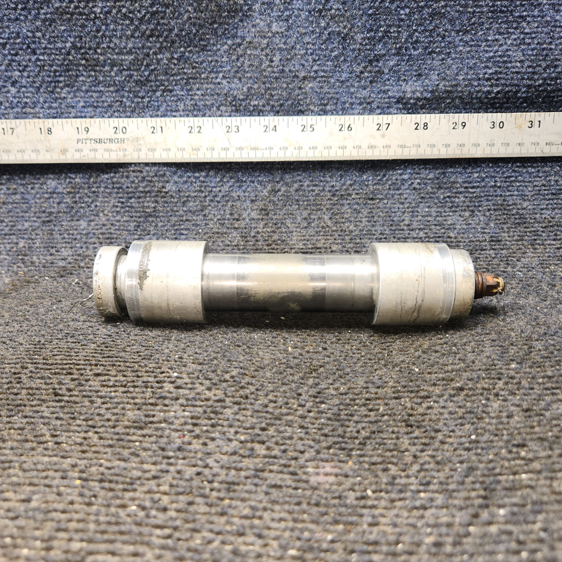 Used aircraft parts for sale, 1442001-1, 1442002-1 Cessna 172F Nose Gear Wheel Axle Assy