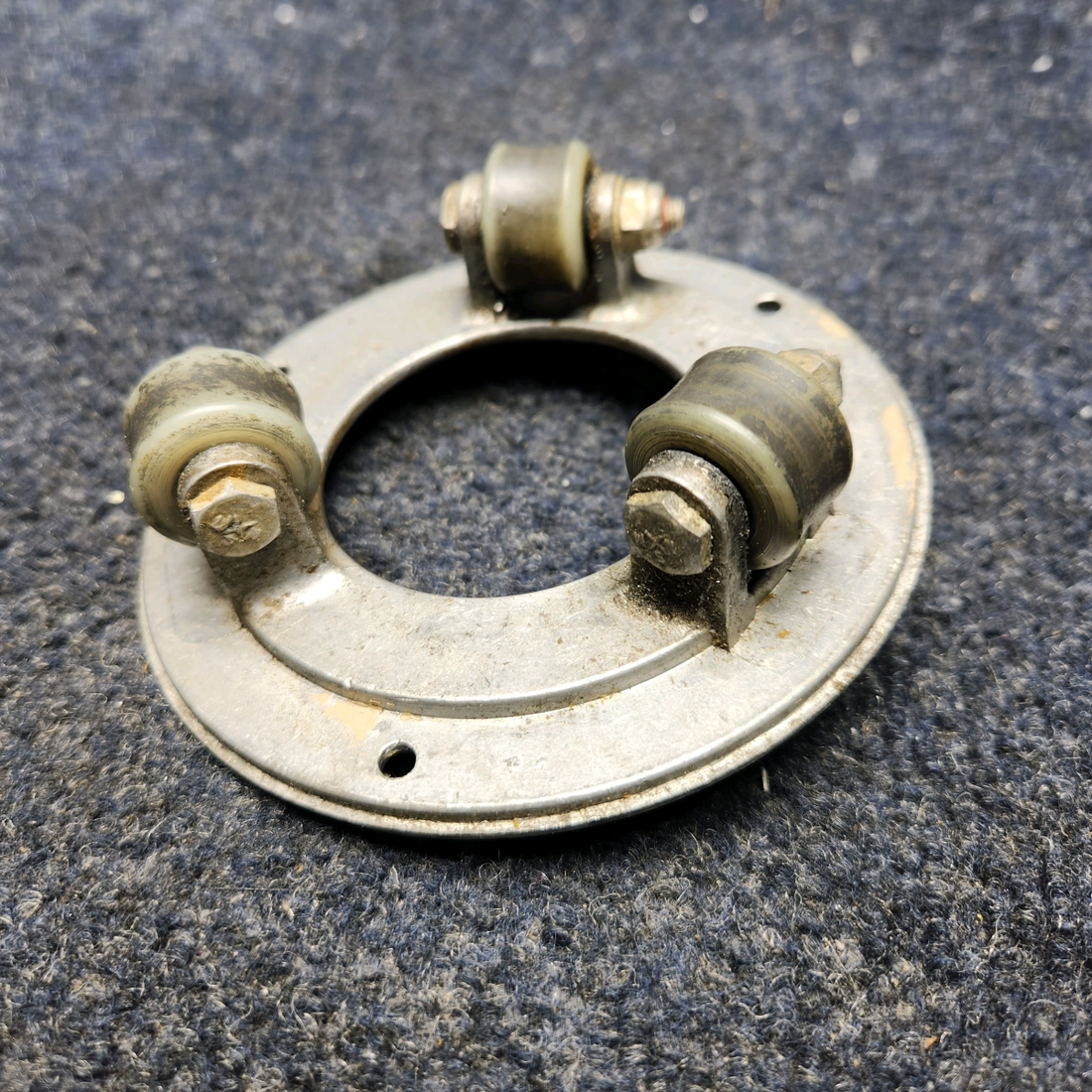 Used aircraft parts for sale, 35-524125 BEECHCRAFT F35 CONTROL COLUMN HANGAR ASSEMBLY