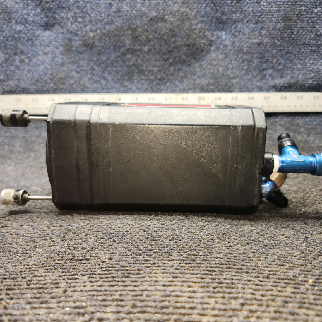 Used aircraft parts for sale, 1U262-007-40 Sigma Tek 4000-HR2 cessna 172k Directional Gyro