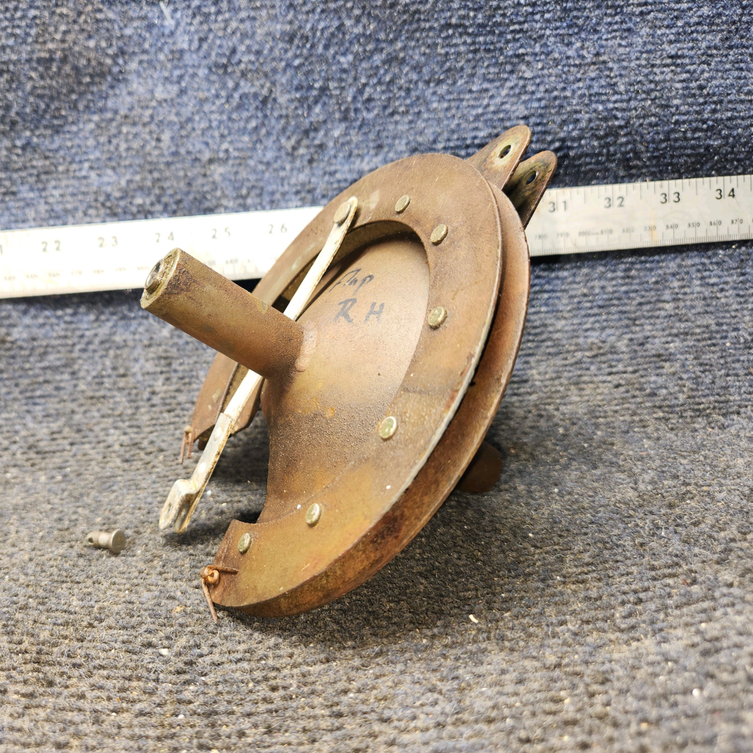 Used aircraft parts for sale, 0760612-1 Cessna 172F Drive Pulley Assembly - RH