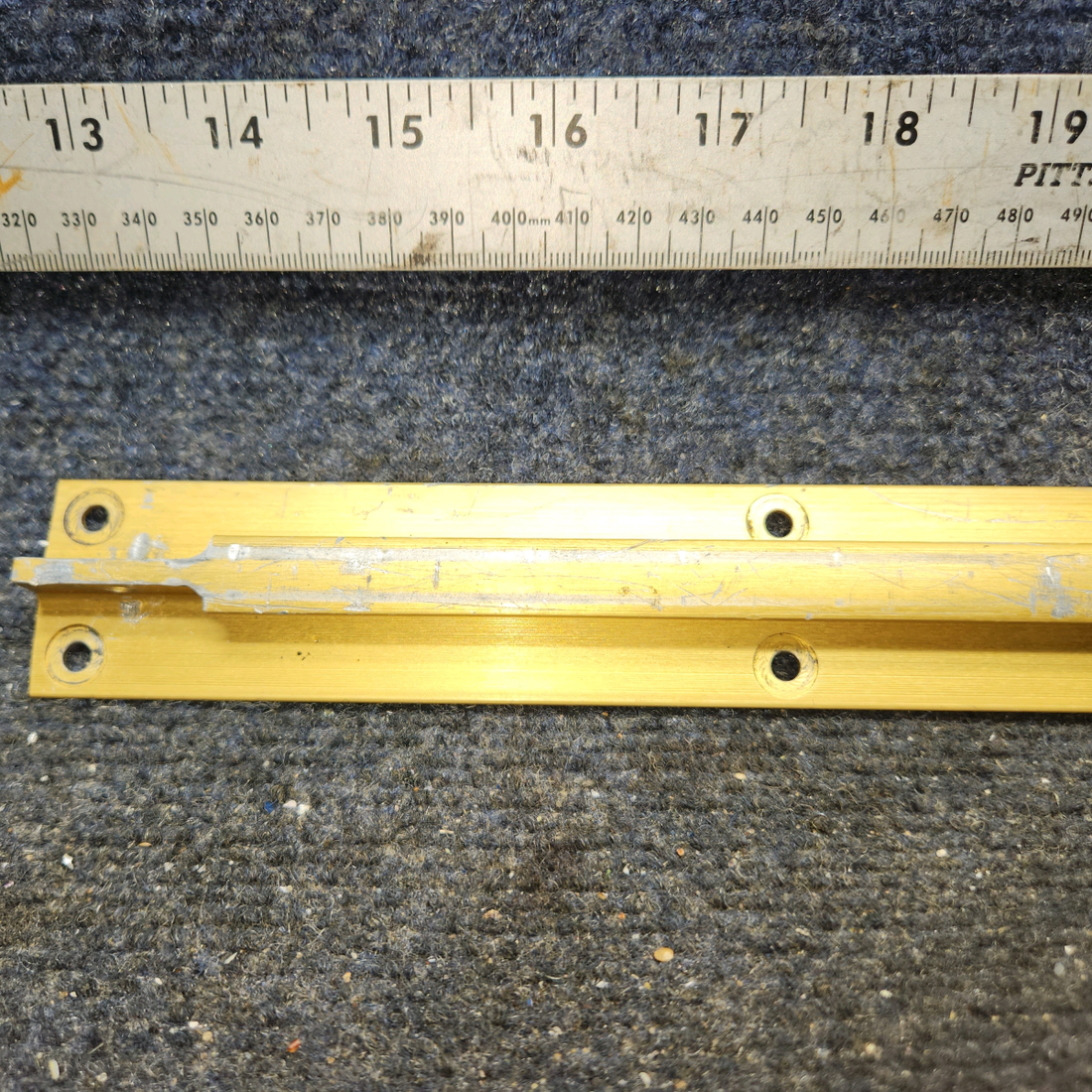 Used aircraft parts for sale, MC0411545-1 cessna 150G Outboard Seat Track