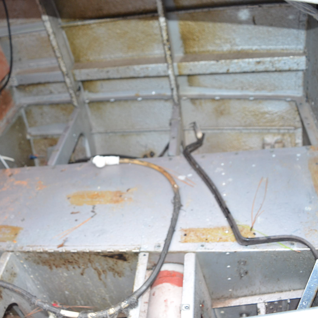 Used aircraft parts for sale, 95-B55 Baron BEECHCRAFT 95-55B FUSELAGE WITH BELLY LANDING, DAMAGE NOSE