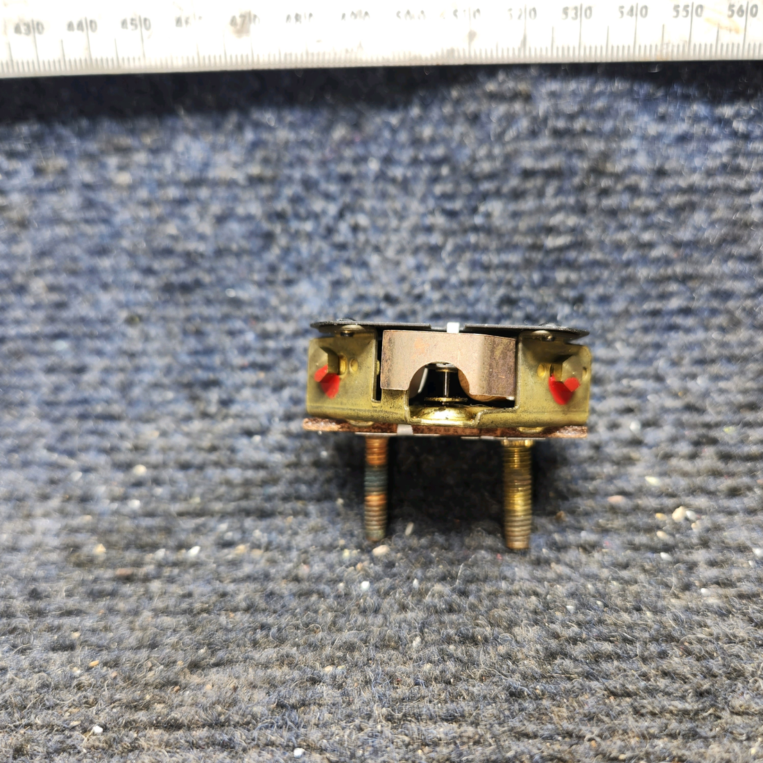 Used aircraft parts for sale, 1518333 Stewart-Warner Beechcraft Fuel Gauge Indicator (12V) Price per each.