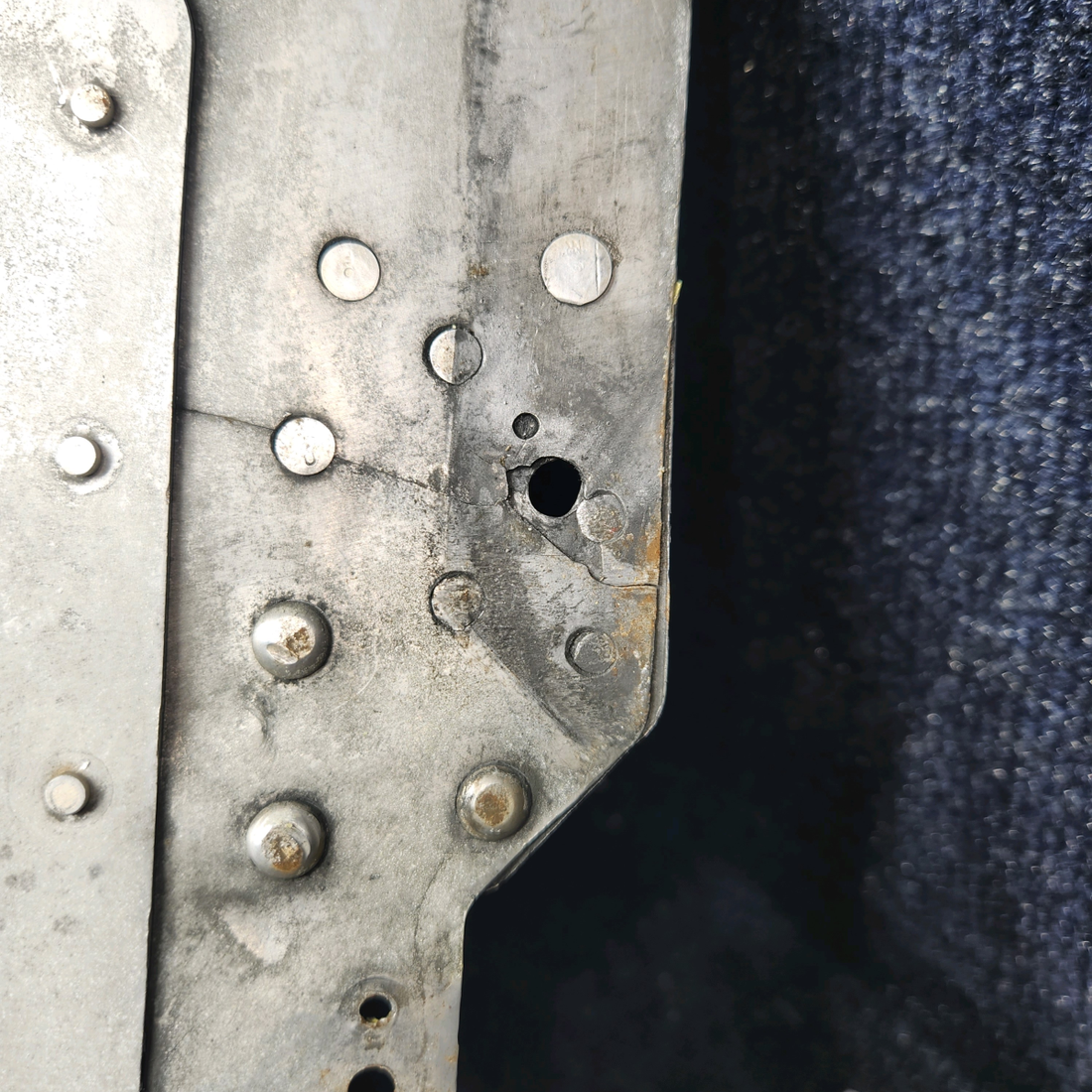 Used aircraft parts for sale, 35415-015 PIPER PA28-161 Warrior III COWLING NOSE LOWER- RH