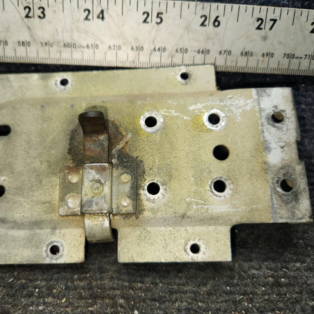 Used aircraft parts for sale, 0413388-1 cessna 150G Mounting Plate Assembly