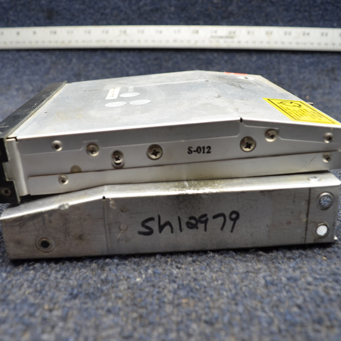 Used aircraft parts for sale, 066-1055-03 Cessna C175 KMA 24 BENDIX KING AUDIO PANEL W/ RACK NO CONNECTOR