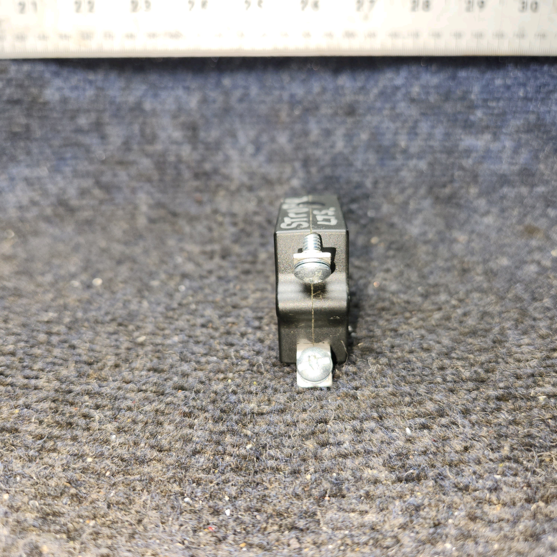 Used aircraft parts for sale, W31X2M1G5 Tyco Electronics W31 Series PIPER PA-24-250 Circuit Breaker – 5 Amps, Price per Each