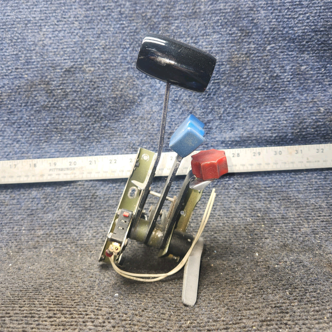 Used aircraft parts for sale, 67210-007 Piper PA28RT-201 Engine Control Quadrant Assembly