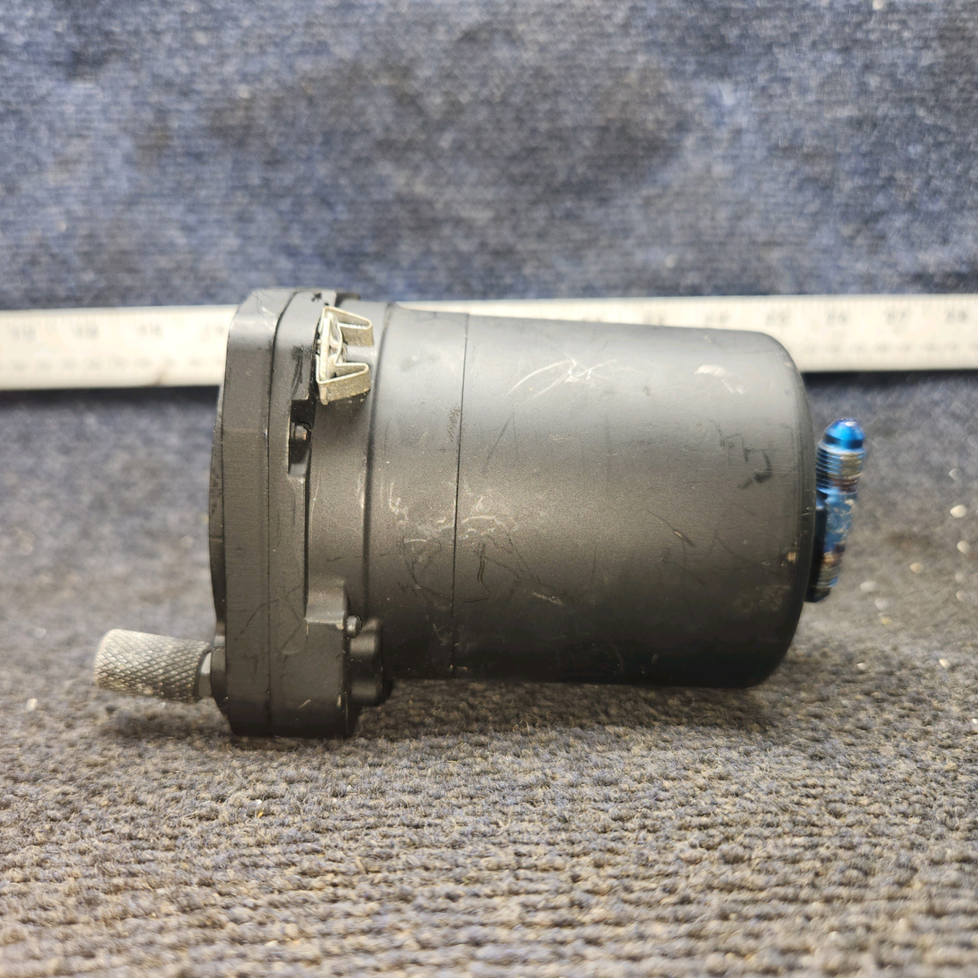 Used aircraft parts for sale, 101720-01545 Aerosonic Corp Piper PA-28-140 Altimeter