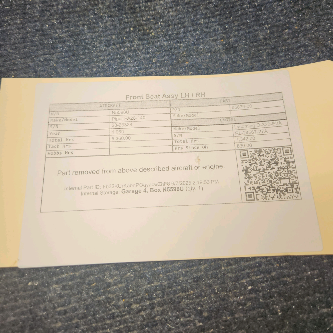 Used aircraft parts for sale, 65879-00 Piper PA28-140 Front Seat Assy LH / RH