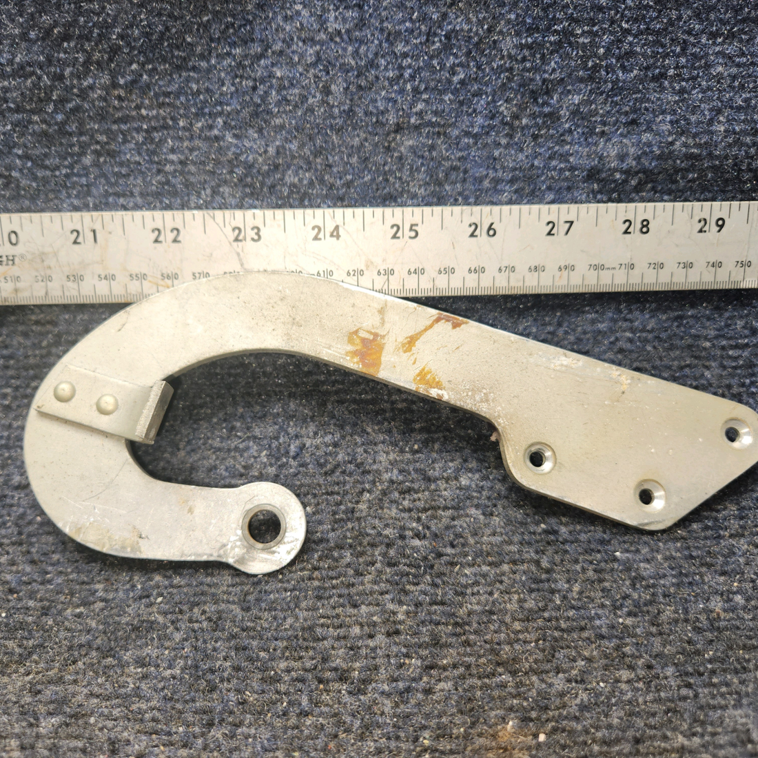 Used aircraft parts for sale, 002-410055-37 Beechcraft BEECHCRAFT 95-55B Nose Baggage Door Hinge Assembly