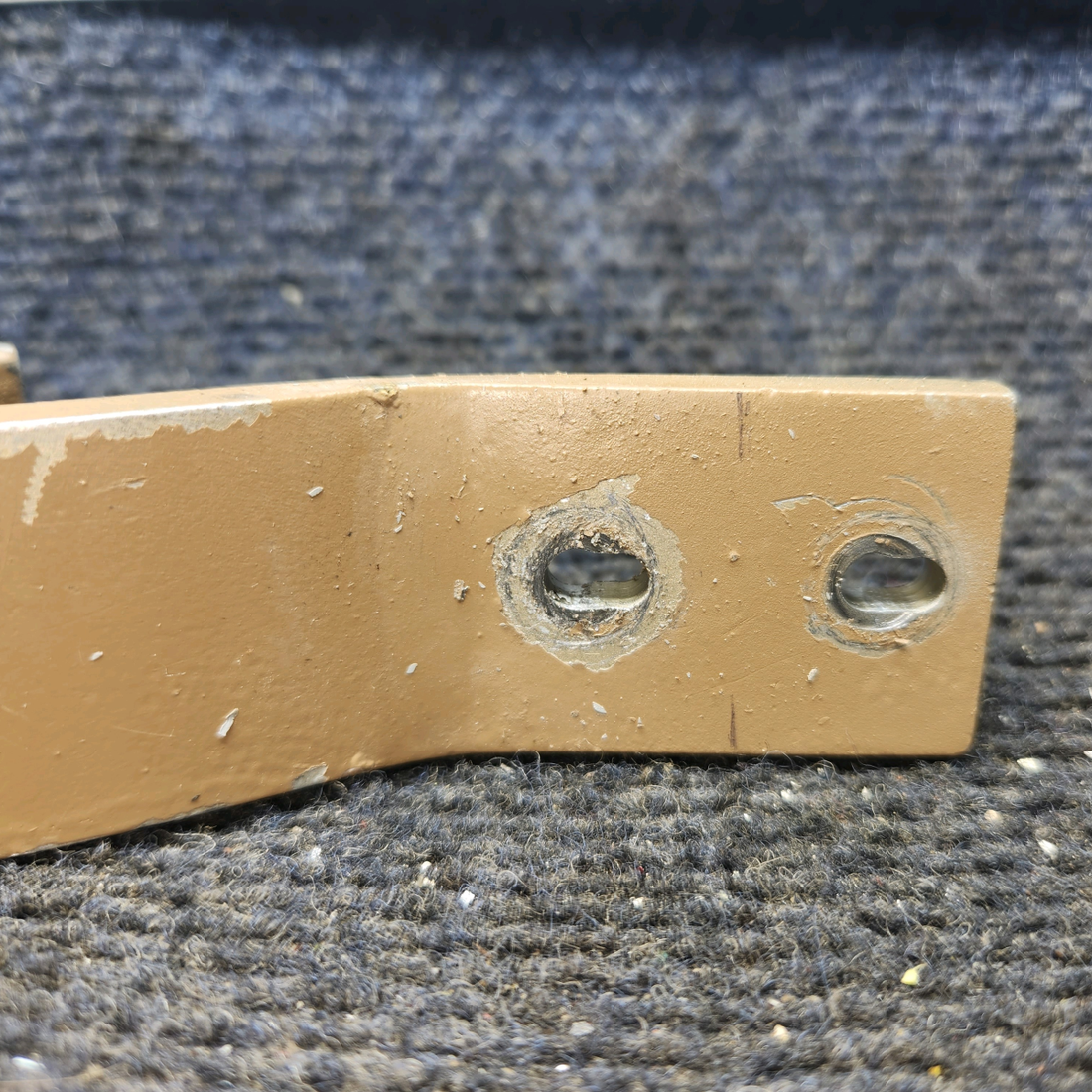 Used aircraft parts for sale, 0711102 Cessna 172E Baggage Door Hinge Assembly