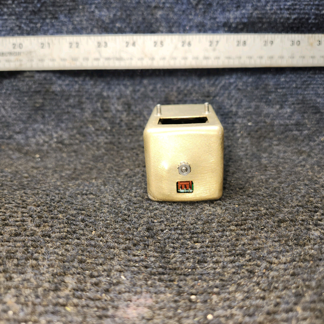 Used aircraft parts for sale, ACF100 Sandia Aerospace Piper PA32RT-300 Avionics Cooling Fan (12-32V)