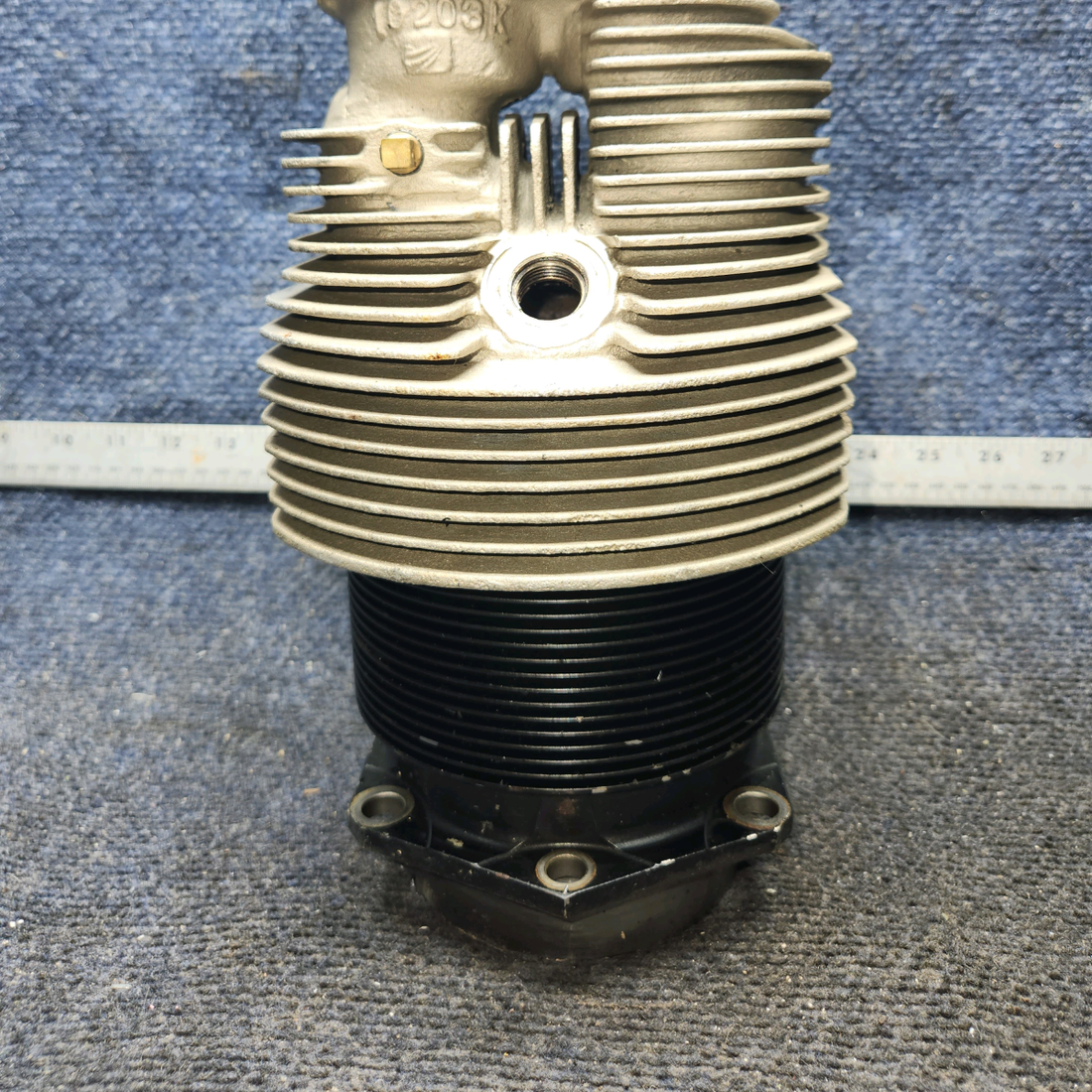 Used aircraft parts for sale, SA10200-A1 Superior O-300 Cessna 172 Cylinder with Valves and Springs