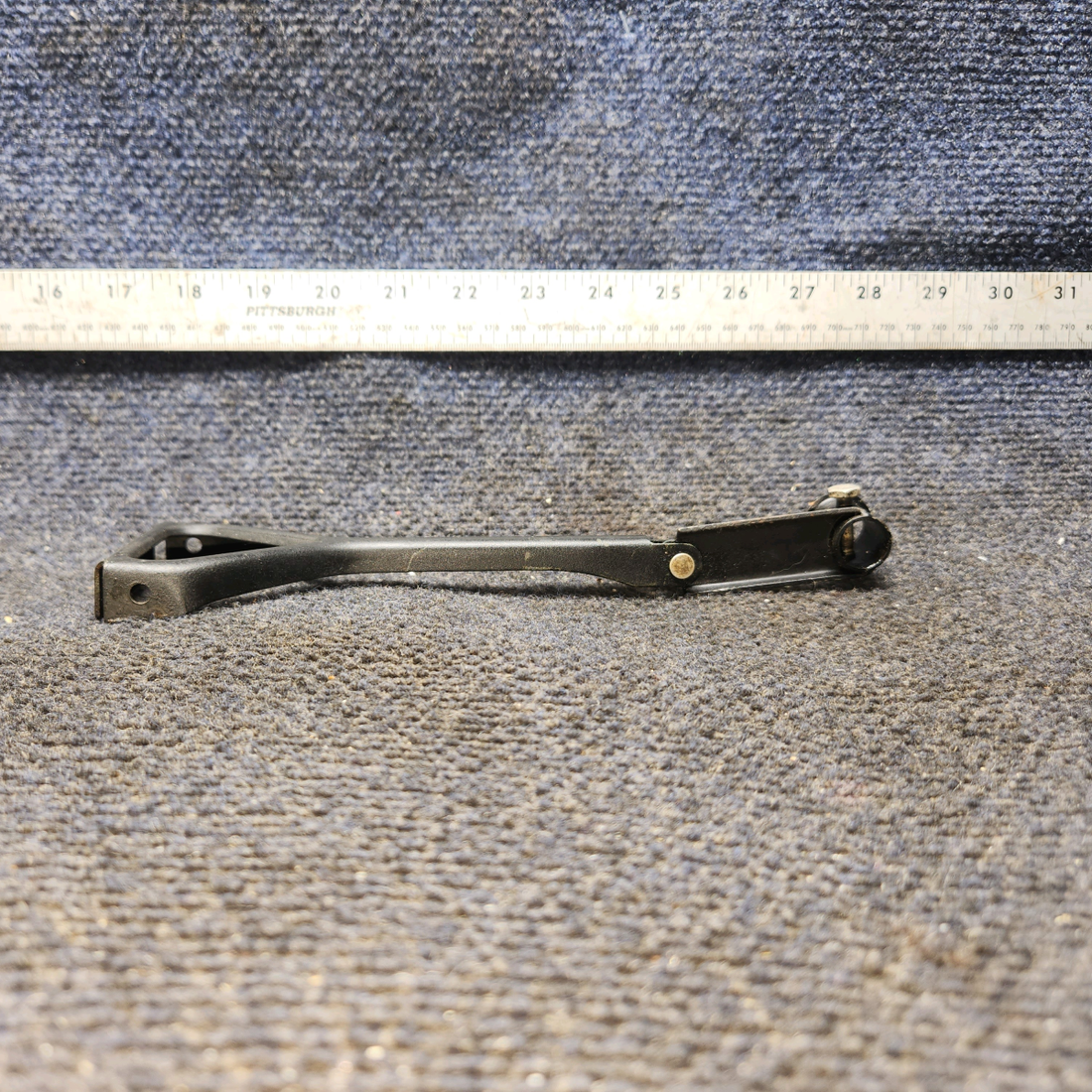 Used aircraft parts for sale, 0411563, 0511336-1 Cessna 172F Rudder Pedal Arm Assembly w/ Link