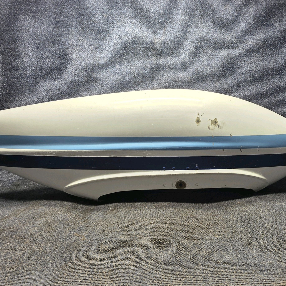 Used aircraft parts for sale, 0741046-200 Cessna 182G Main Landing Gear Fairing Assembly RH With Braket