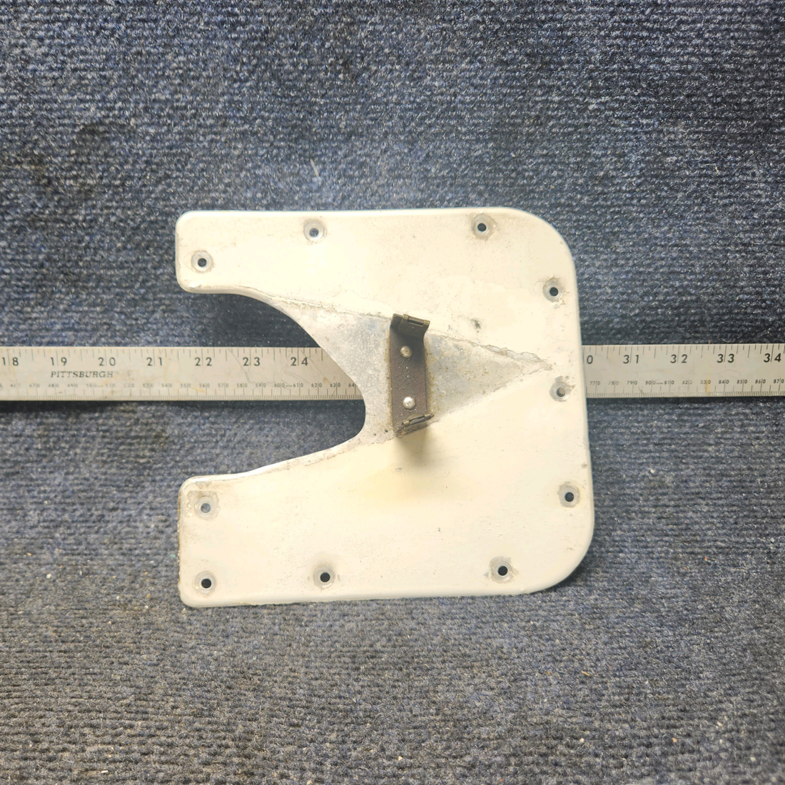 Used aircraft parts for sale, 65688-001 Piper PA28-140 Main Landing Gear Plate Assy RH