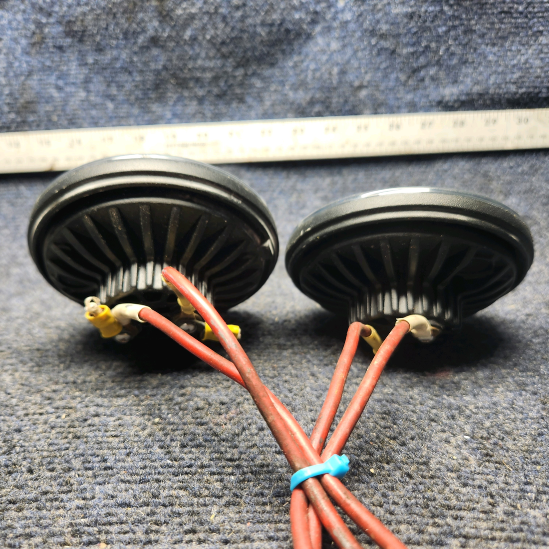Used aircraft parts for sale, Par36 LED Aero-Lites Beechcraft A24R LED PAR36 Landing Light PAIR (TWO)