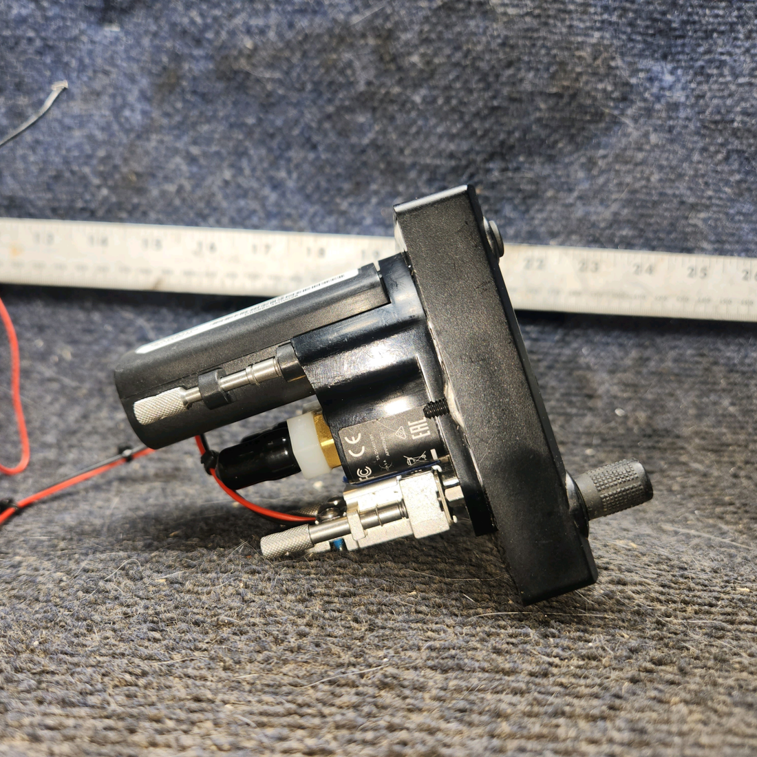 Used aircraft parts for sale, 011-03809-00 Garmin G5 cessna 172k Primary Attitude Display with Connector