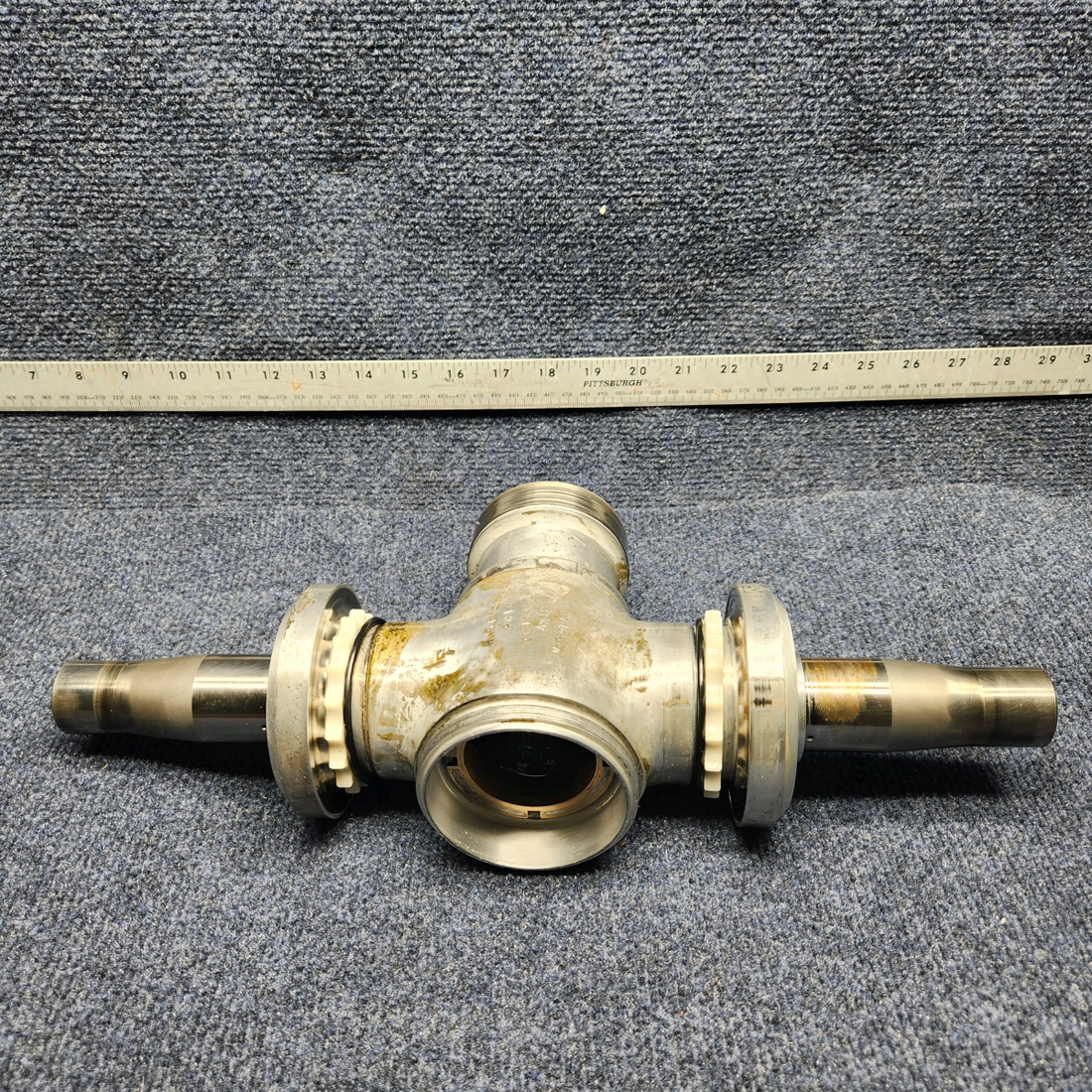 Used aircraft parts for sale, HC-A2V20-4A1 Hartzell BEECHCRAFT F35 HARTZELL TWO BLADE PROPELLER W/ ADAPTER KIT & LOGS (PROP STRUCK)