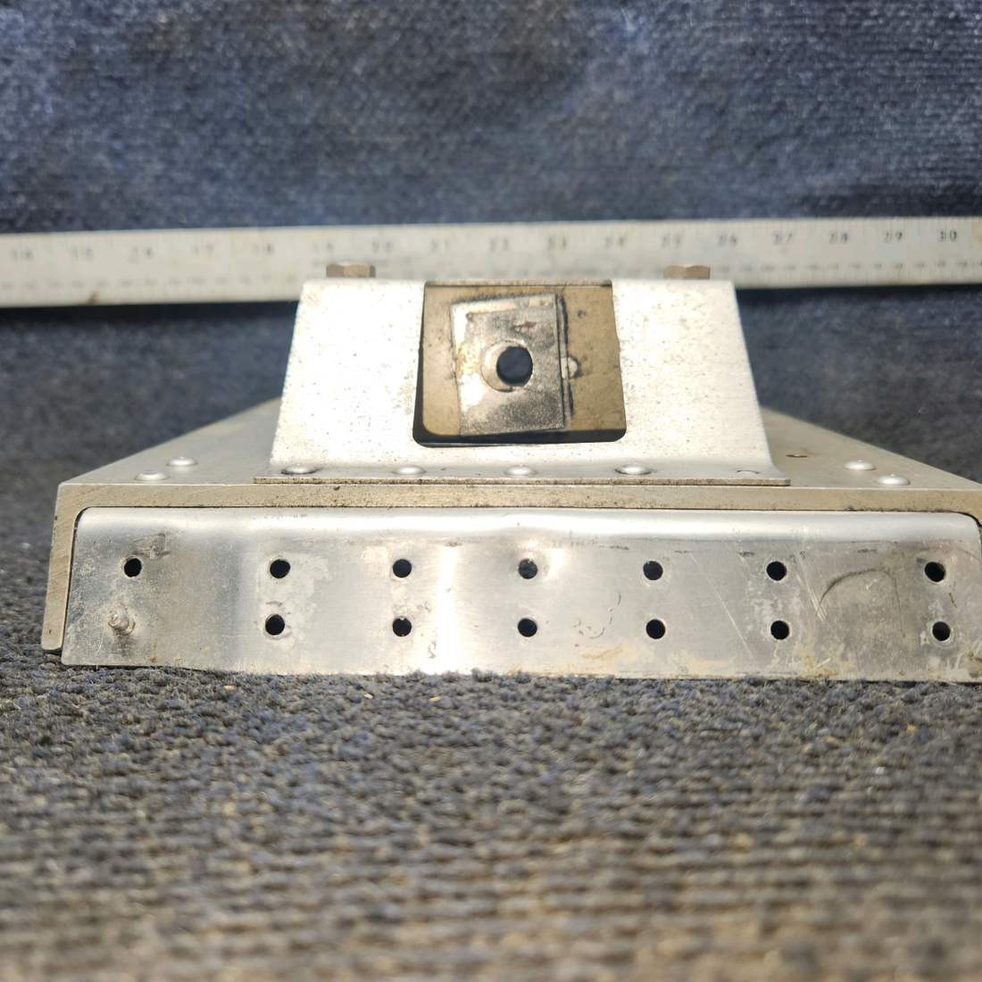 Used aircraft parts for sale, 0441172-1 cessna 150G Landing Gear Bulkhead Inboard Assembly – RH