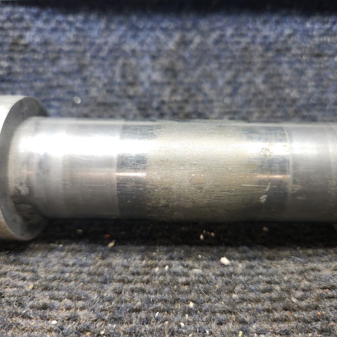 Used aircraft parts for sale, 1442001-1, 1442002-1 Cessna 172F Nose Gear Wheel Axle Assy