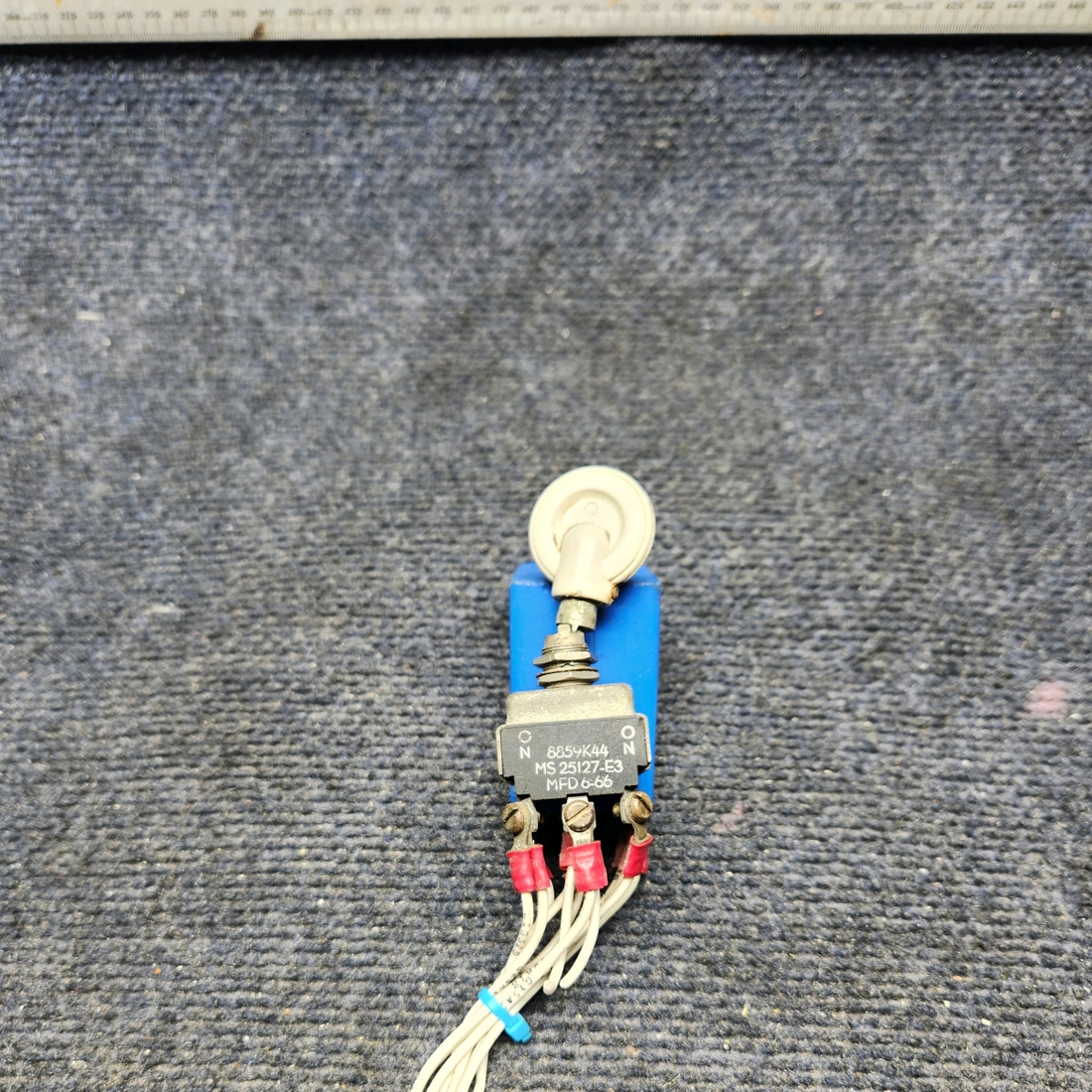Used aircraft parts for sale, MS25127-E3 Beechcraft A24R Landing Gear Toggle Switch