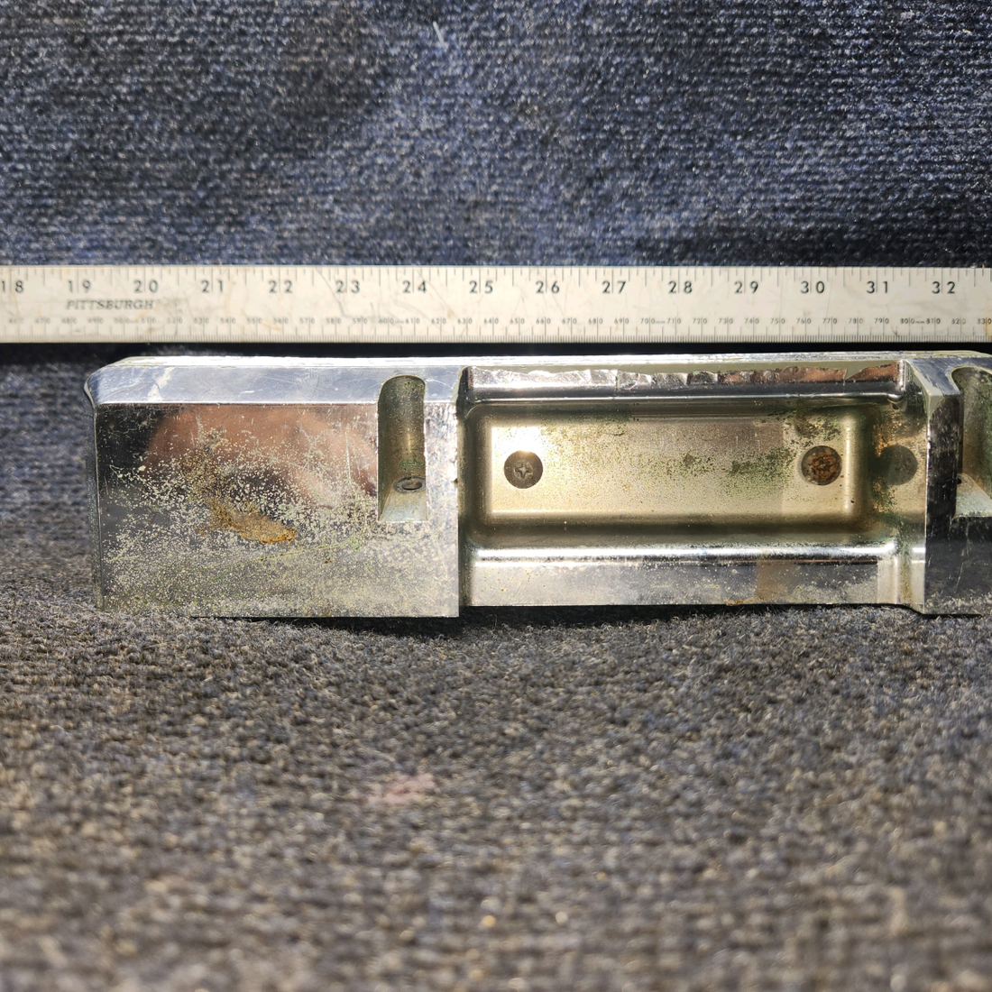 Used aircraft parts for sale, 66710-017 Piper PA28-161 Arm Rest Assembly w/ Pad and Ashtray -  RH