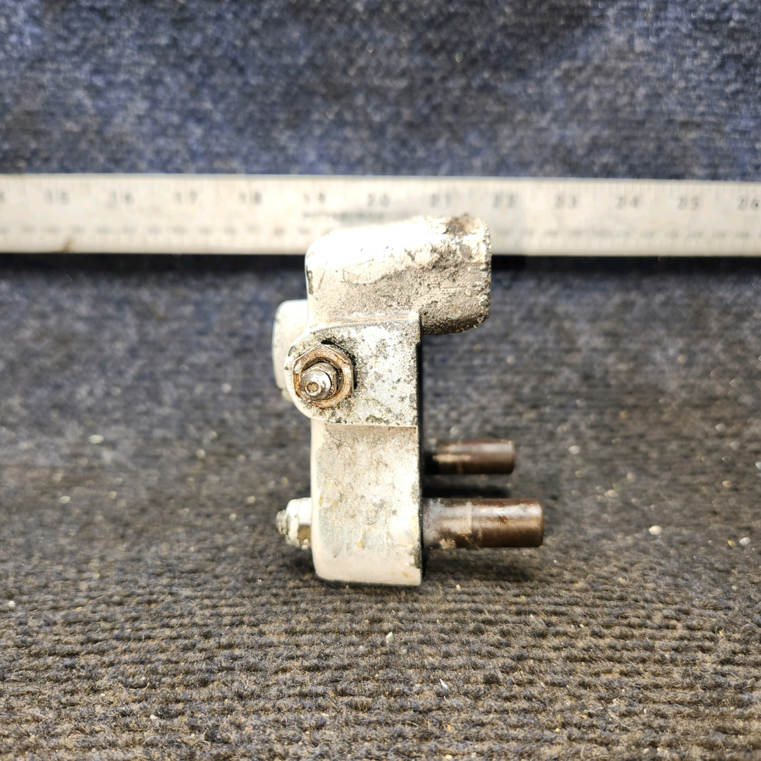 Used aircraft parts for sale, C163030-0108 Cessna 172E Brake Caliper Assembly