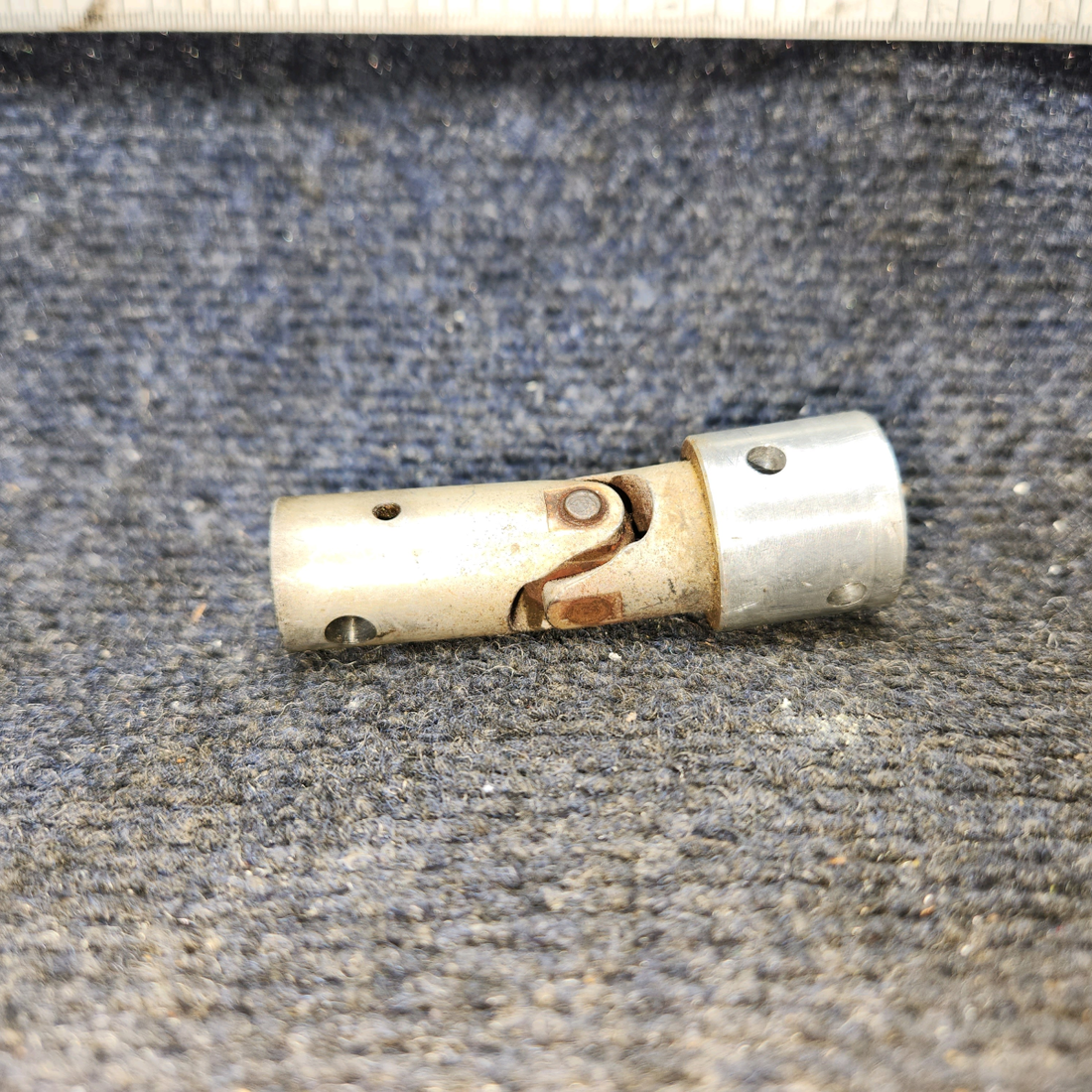 Used aircraft parts for sale, 62834-002 Piper PA28-161 Universal Joint for Control Column