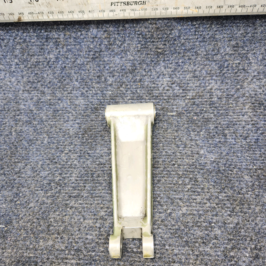 Used aircraft parts for sale, 0442505-2 CESSNA 172K TORQUE LINK ASSEMBLY LOWER