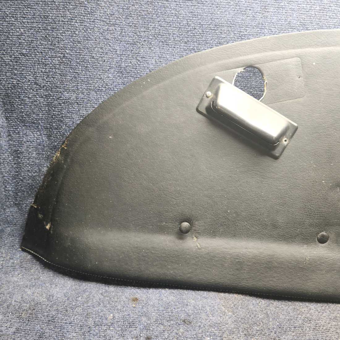 Used aircraft parts for sale, PG001 Knots 2U, Ltd Piper PA28-140 Glareshield