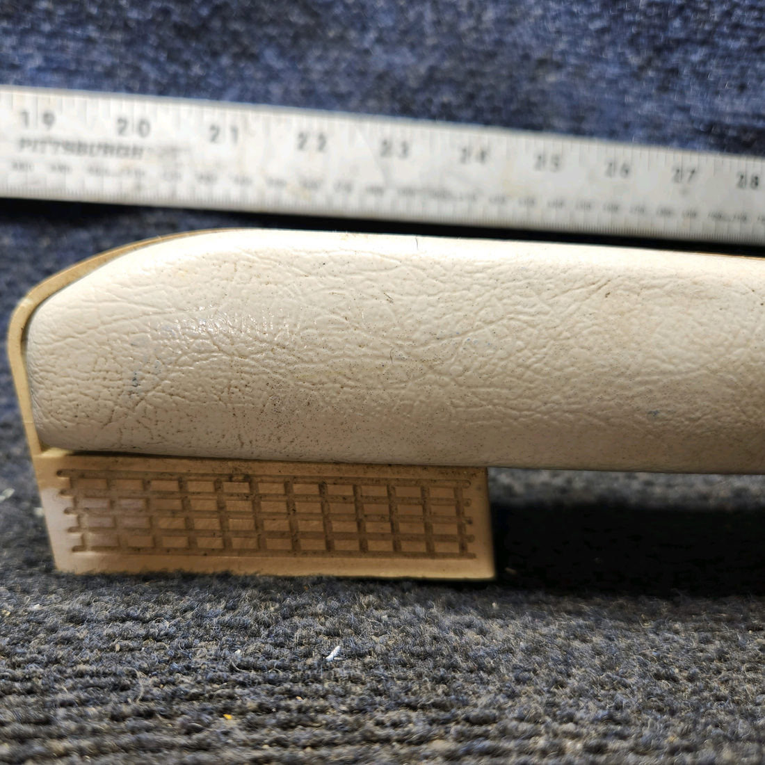 Used aircraft parts for sale, 1414082-14 Cessna 172F Armrest Assembly