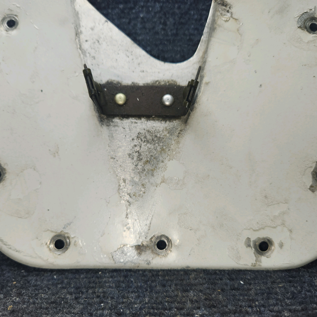 Used aircraft parts for sale, 65688-000 Piper PA28-140 Main Landing Gear Plate Assy LH