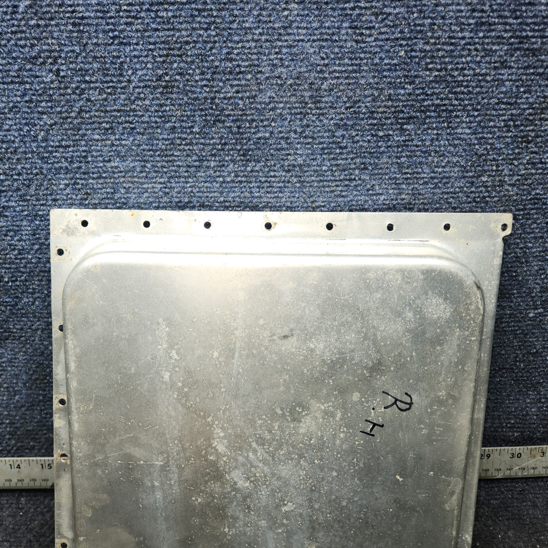Used aircraft parts for sale, 0413429-2 cessna 150G Front Floorboard Foot Pan – RH