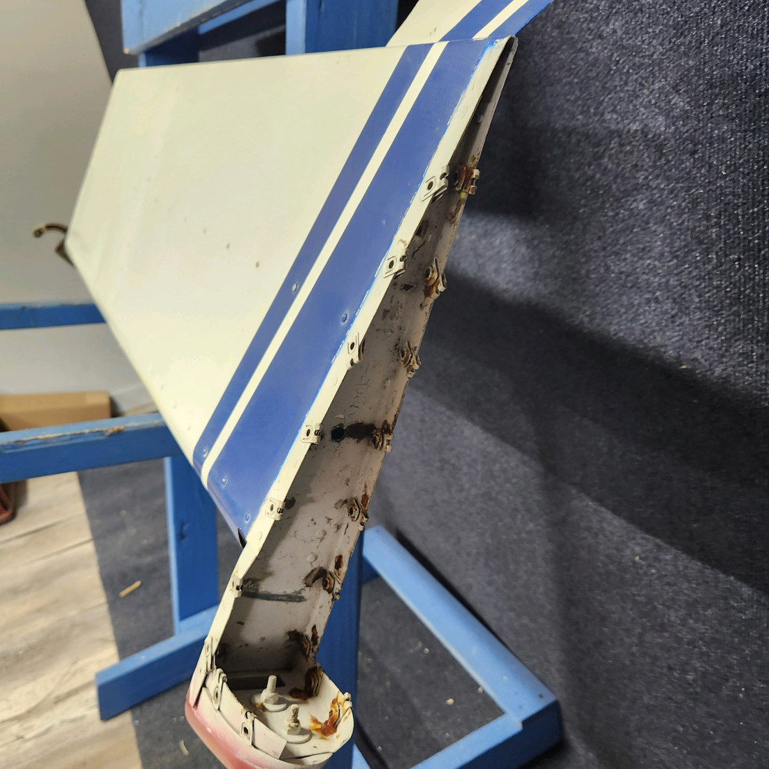 Used aircraft parts for sale, 169-640000-661 Beechcraft A23A Musketeer Custom III RUDDER ASSEMBLY