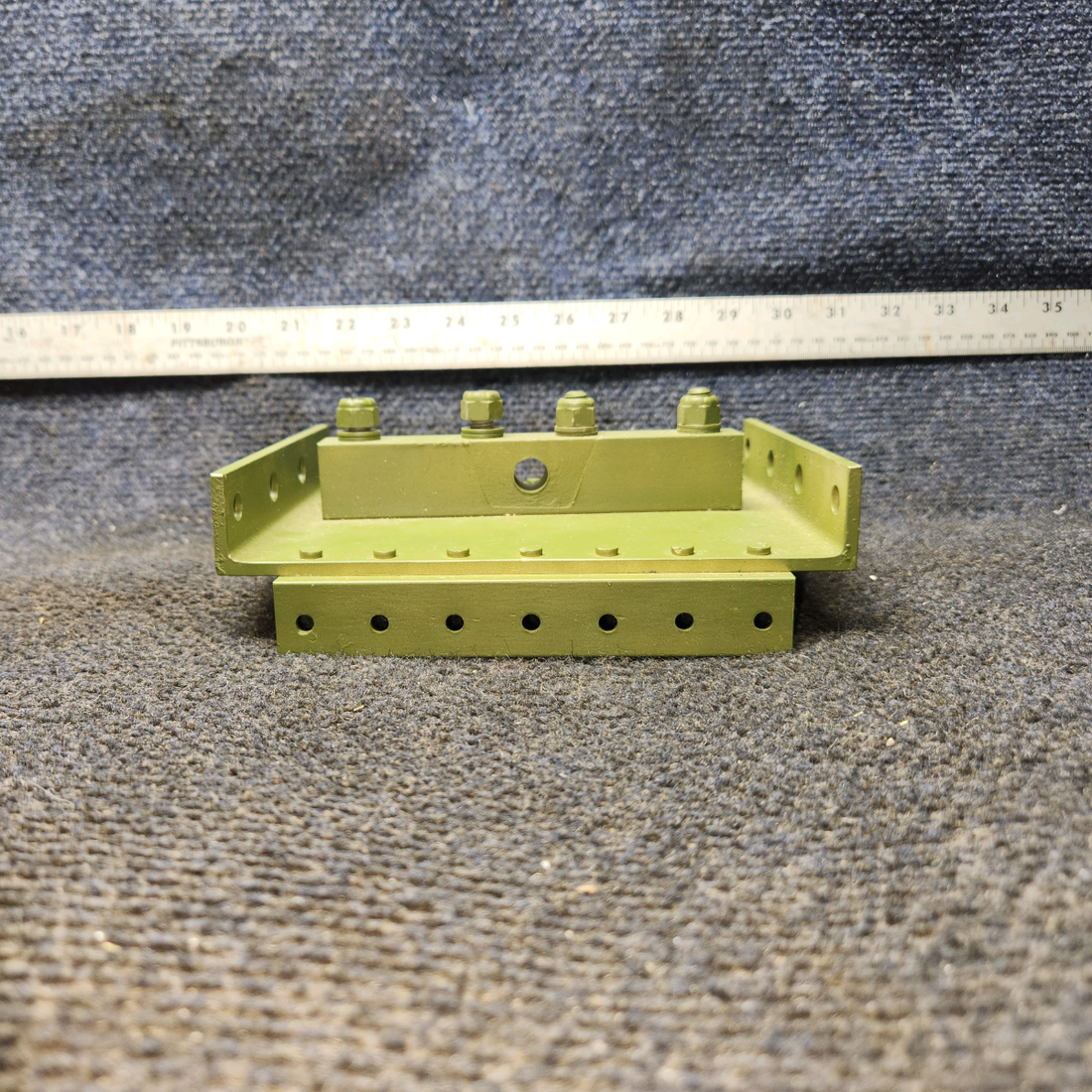 Used aircraft parts for sale, 0713495-22 Cessna C180/185 Main Landing Gear Inboard Bracket Assembly - RH