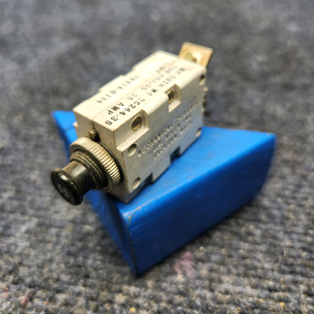 Used aircraft parts for sale, MS25244-35 Mechanical Products CIRCUIT BREAKER 35 AMP - PRICE PER EACH