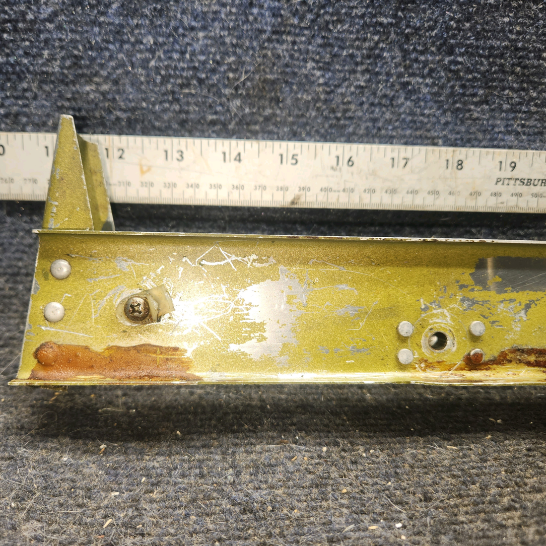 Used aircraft parts for sale, 67139-000, 67138-000,67137-000,63354-000 piper PA-28-181 Forward Brake Support Channel