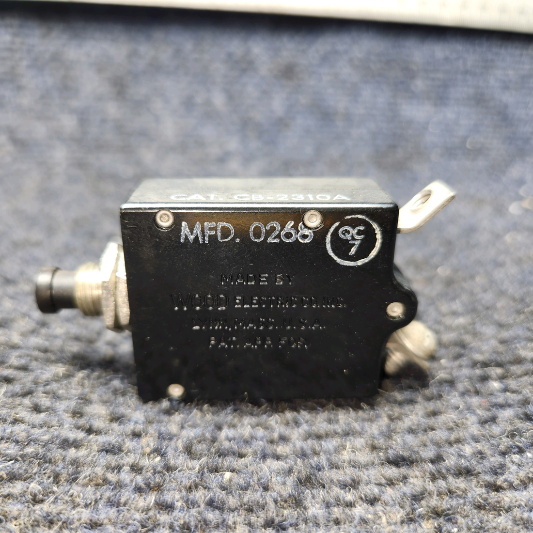 Used aircraft parts for sale, CB‑2310A Wood Electric BEECHCRAFT 95-55B Push-to-Reset Circuit Breaker