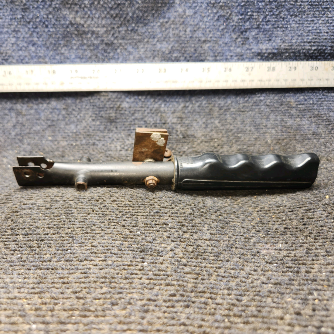 Used aircraft parts for sale, 63357-000 Piper PA-28-140 Handle Parking Brake Assy