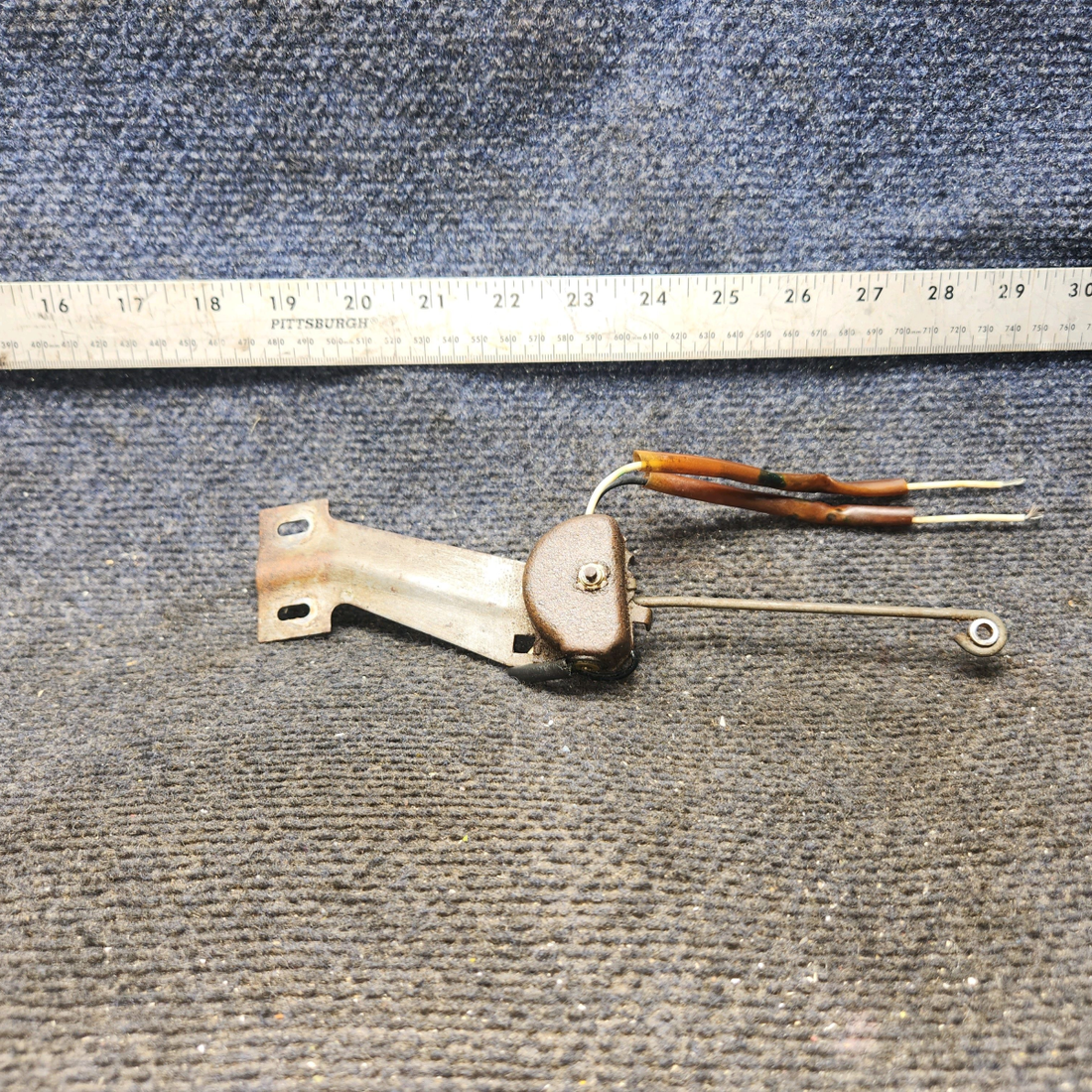 Used aircraft parts for sale, C590501-0101 Cessna 172F Flap Position Transmitter