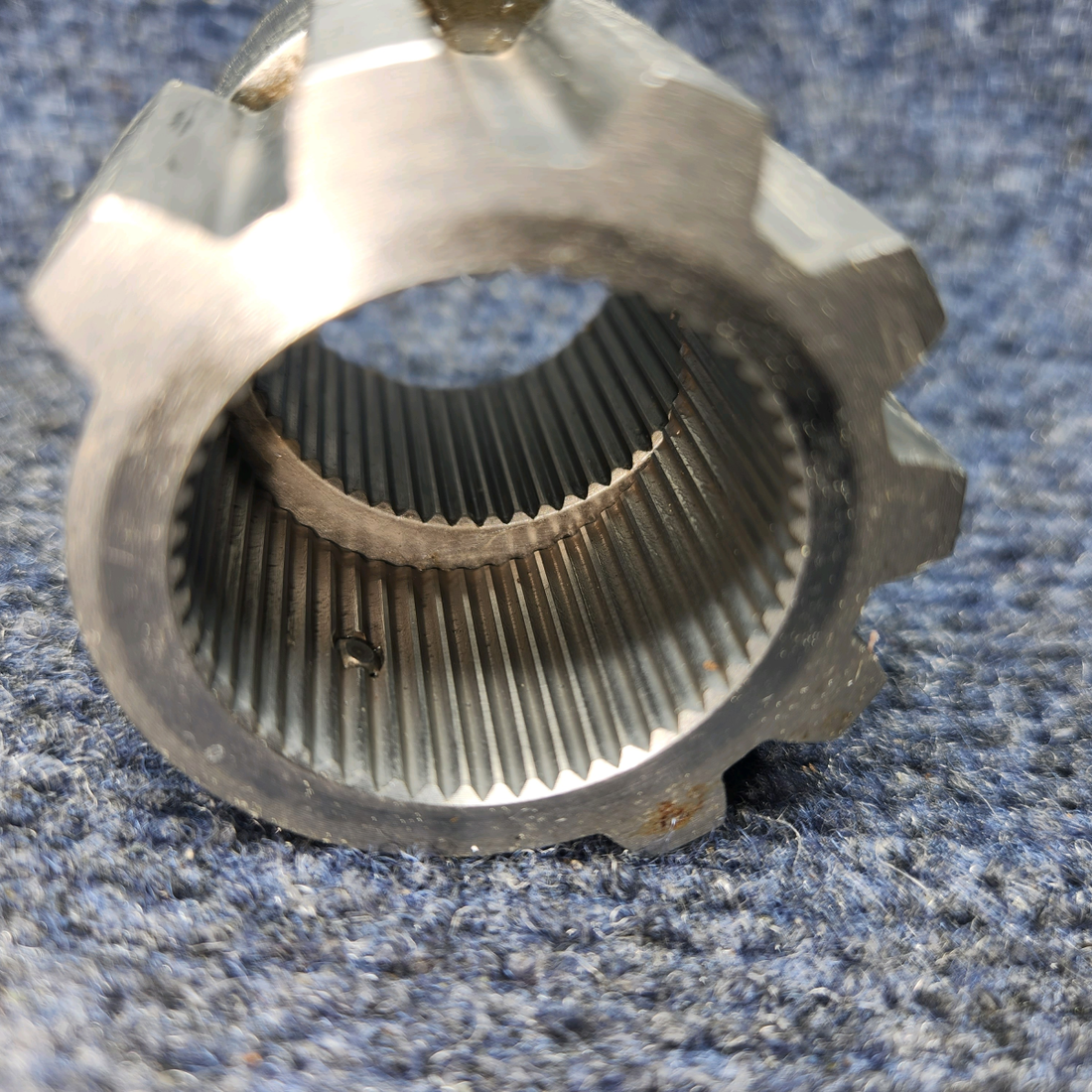 Used aircraft parts for sale, 9882002-2 Cessna 172RG Selector Gear - Price per Each