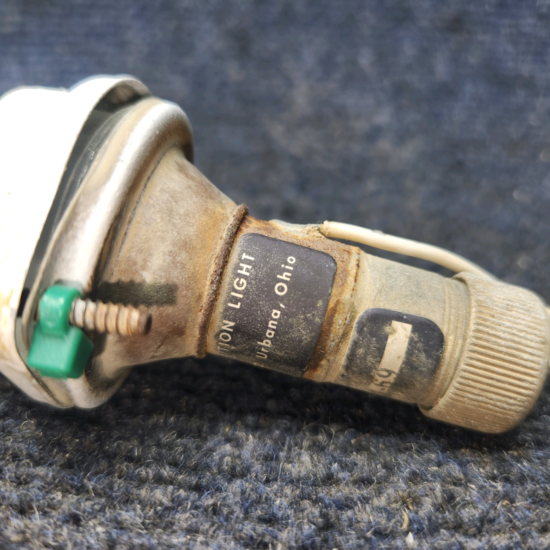 Used aircraft parts for sale, A-2064-1073 Grimes Piper PA28-140 Rear Position Light with Lens and Retainer