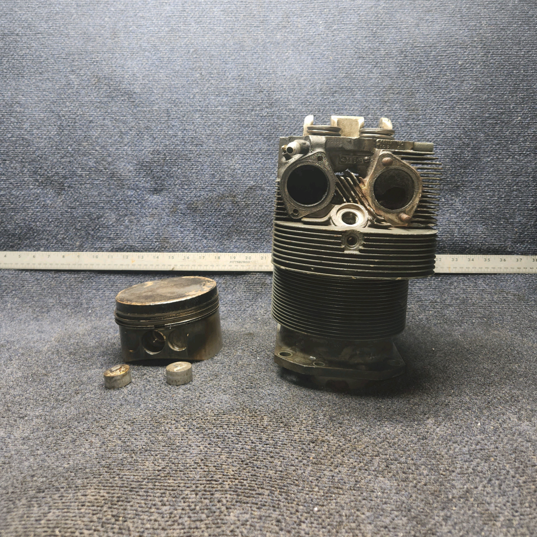 Used aircraft parts for sale, LW-12416 Lycoming O-320-D2A Piper PA28-140 Cylinder Wide Deck Chrome with High-Compression Piston