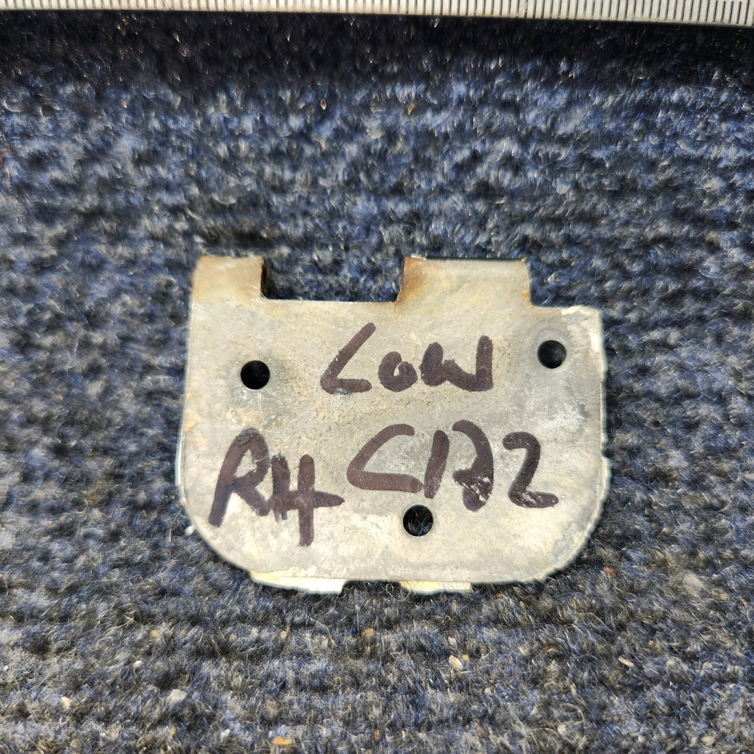 Used aircraft parts for sale, 0511280-4 Cessna Cabin Door Lower Aft Hinge Half – RH - Price Per Each
