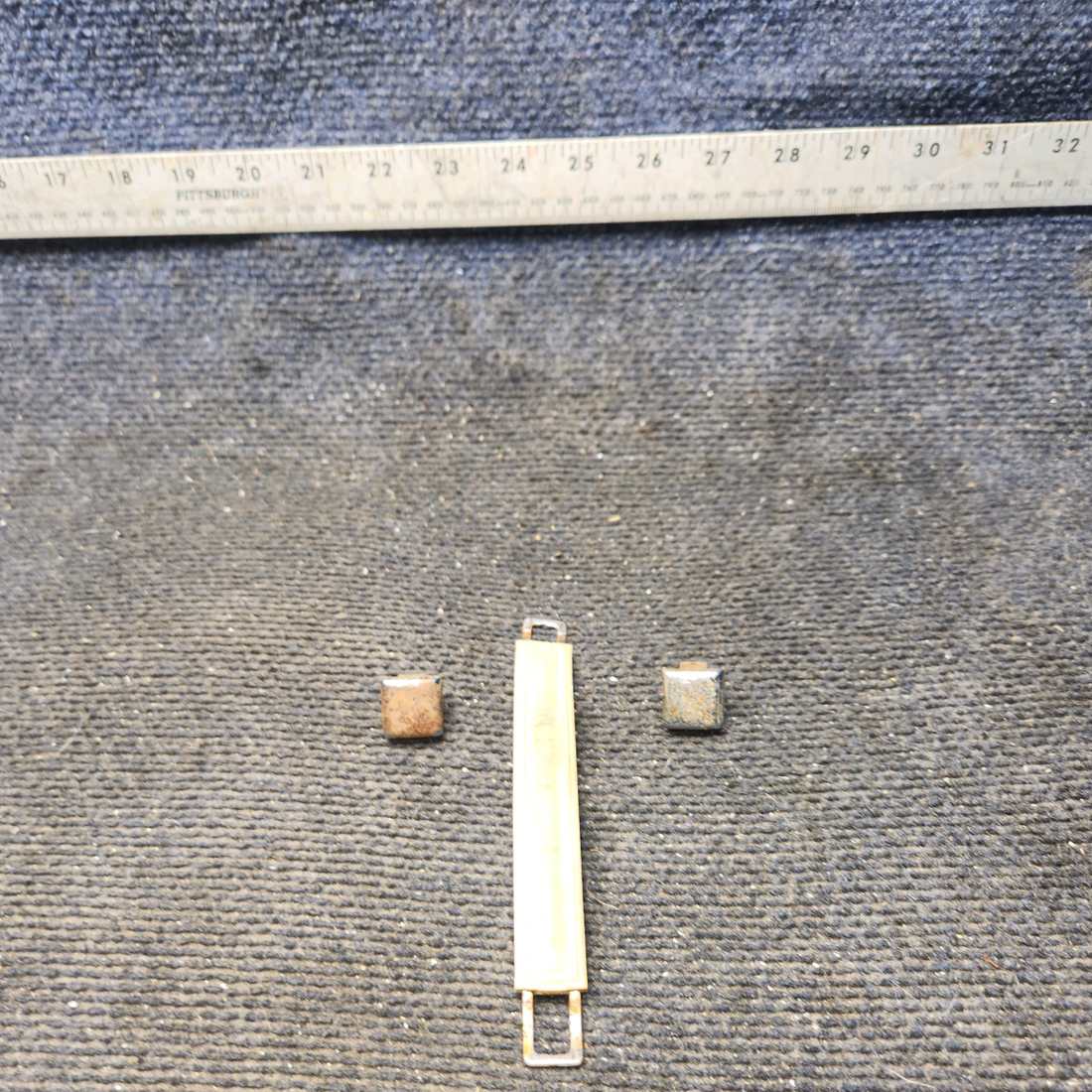 Used aircraft parts for sale, S1685-1 cessna 150G Handle Assembly