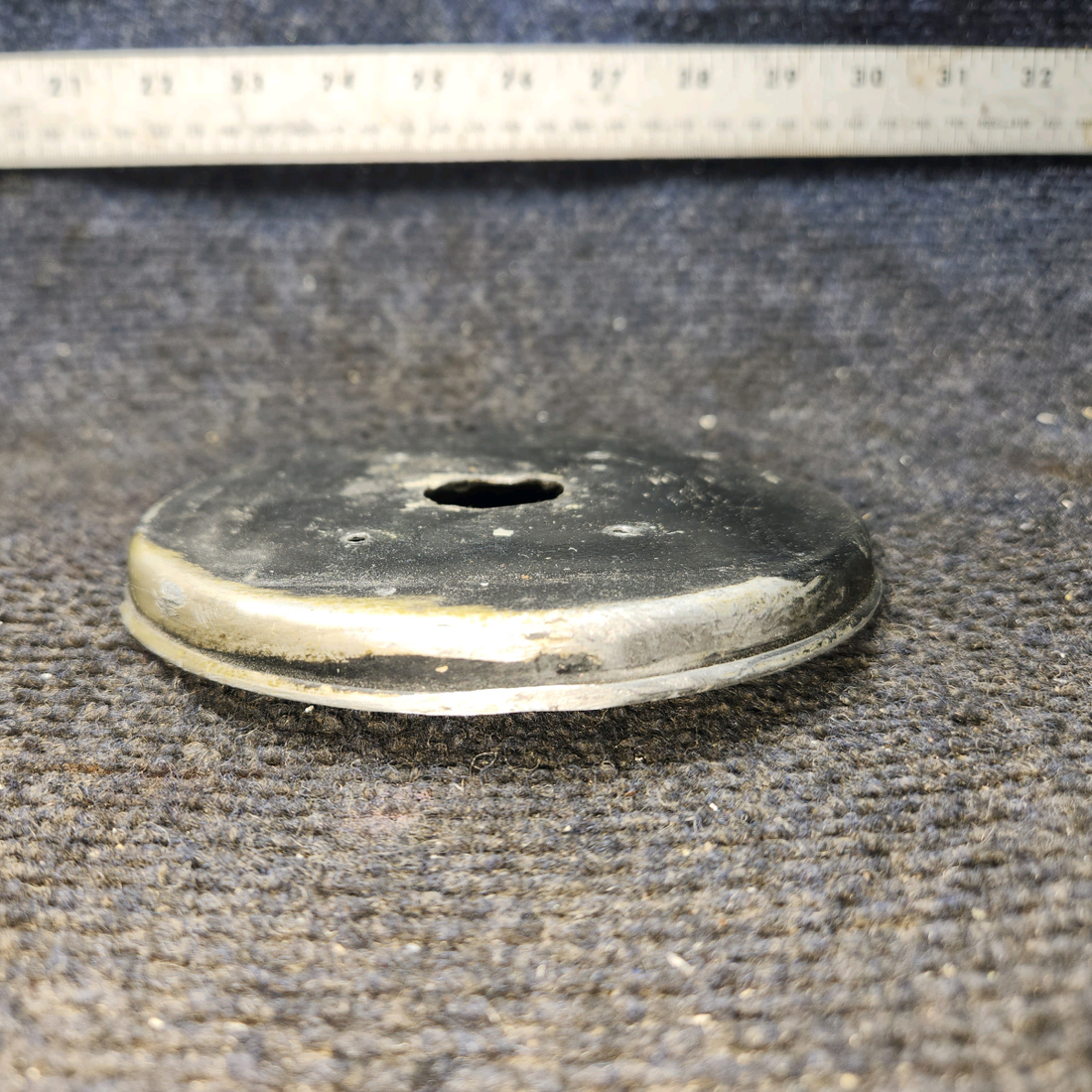 Used aircraft parts for sale, 0511198 Cessna 172 E Fuel Selector Cup with Placard